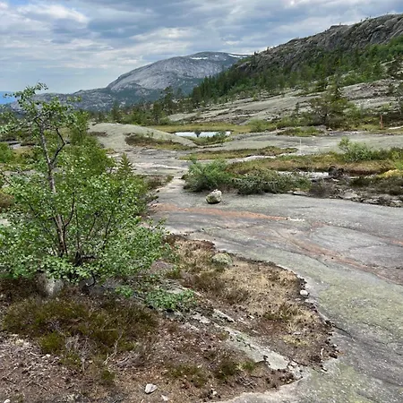 Phenomenal View Over And Vravatn Дом отдыха