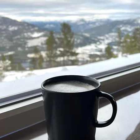 Phenomenal View Over And Vravatn 別荘