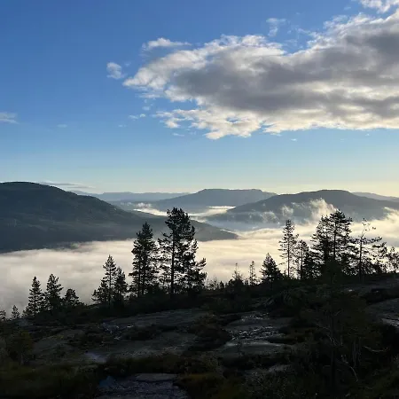 Phenomenal View Over And Vravatn 別荘 ヴラダル