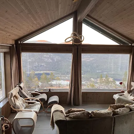 Phenomenal View Over And Vravatn 別荘 ヴラダル